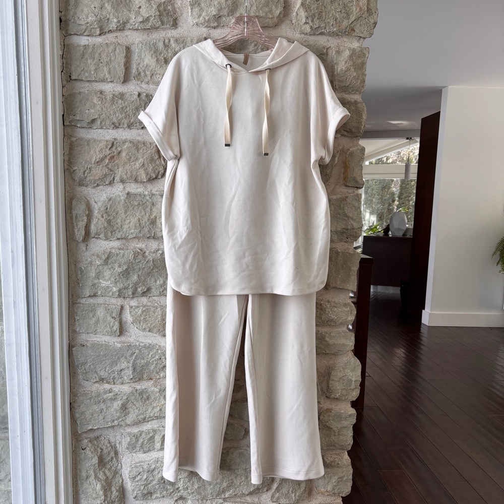 NWOT Soya Concept Sweatshirt and Pants Matching Set